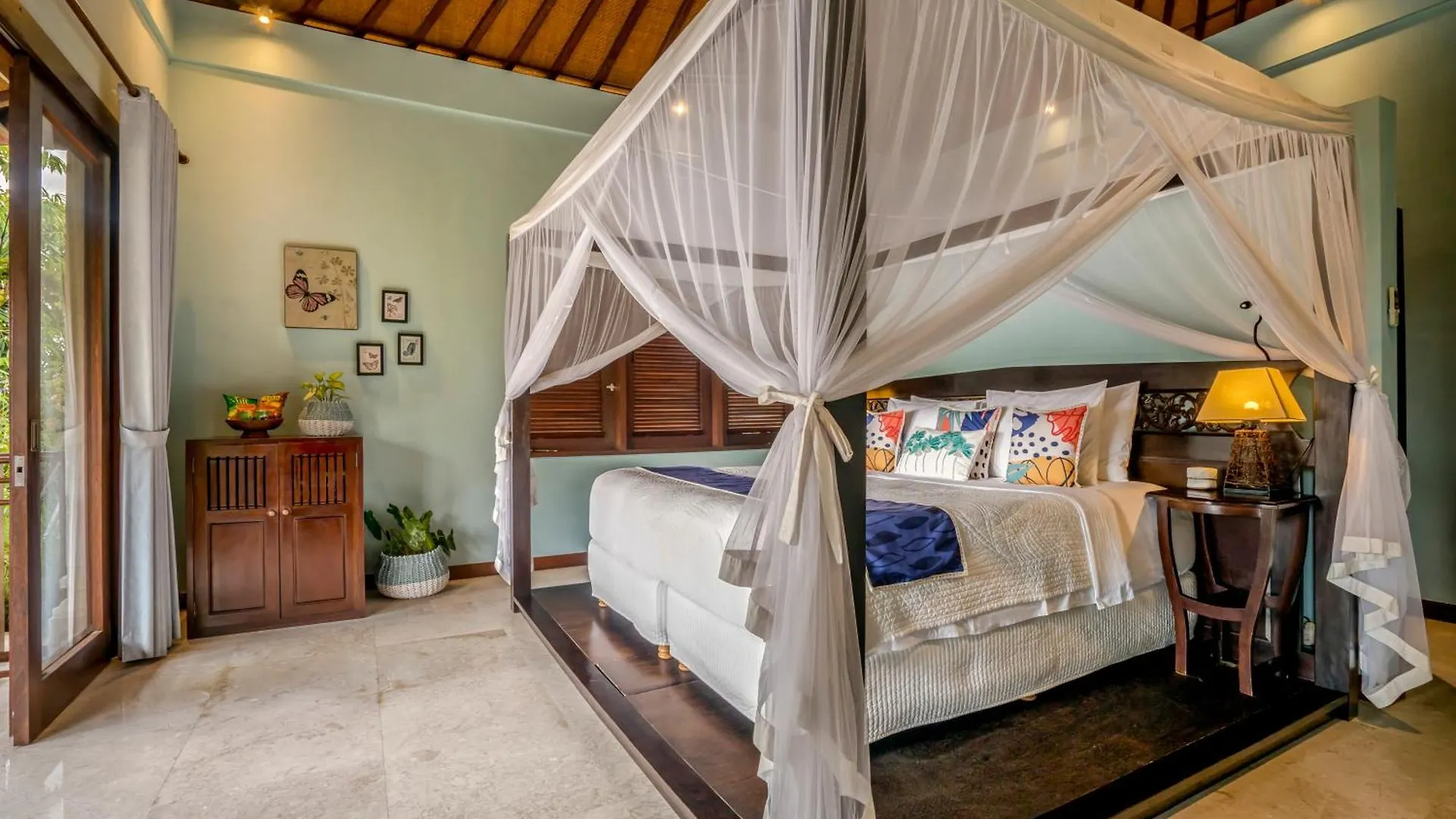 Kano Sari Ubud Villas מלון